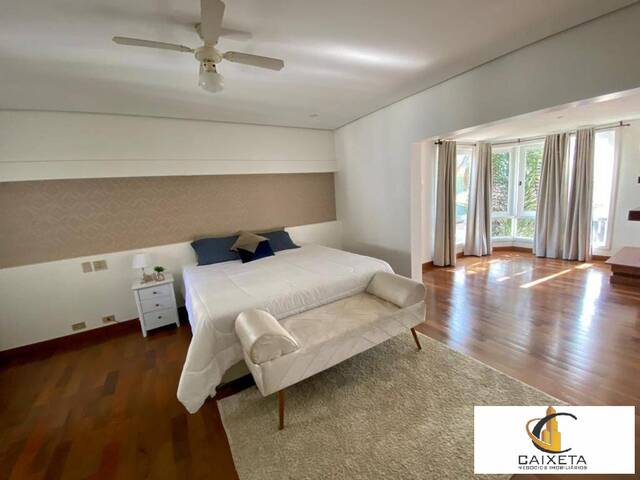 Casa em condomínio para Venda em Alphaville - 35