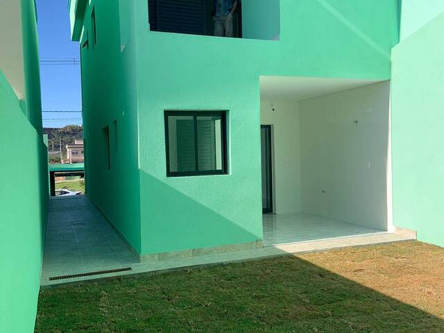 Sobrado para Venda em Santana de Parnaíba - 4