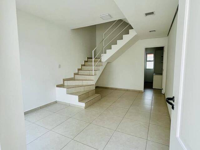 #1209 - Casa em condomínio para Venda em Barueri - SP