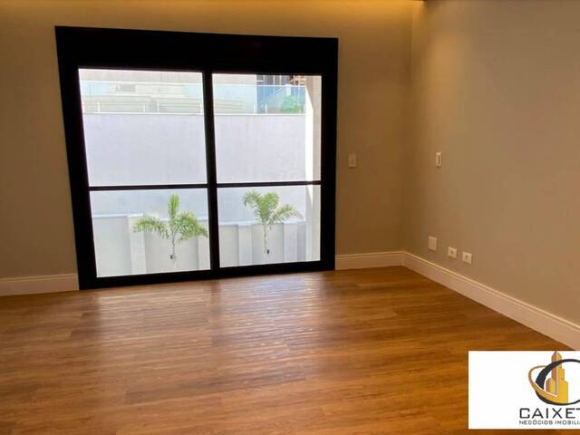Casa para Venda em TAMBORÉ - 26