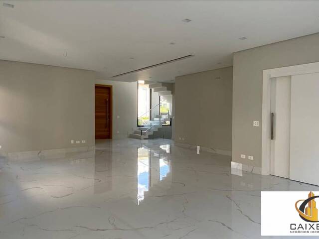 Casa para Venda em Santana de Parnaíba - 4