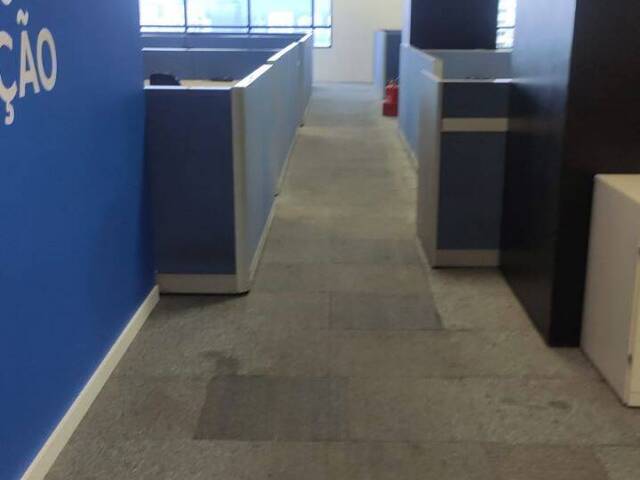 Sala para Locação em Alphaville Centro Industrial e Empresarial/Alphaville. - 17