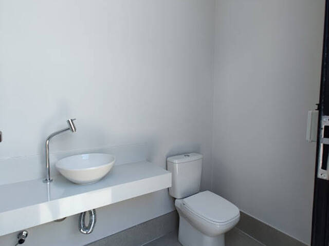 Casa em condomínio para Venda em TAMBORÉ - 75