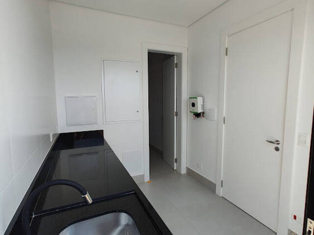 Casa em condomínio para Venda em TAMBORÉ - 110