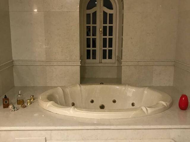 Mansão para Venda em Tamboré - 12