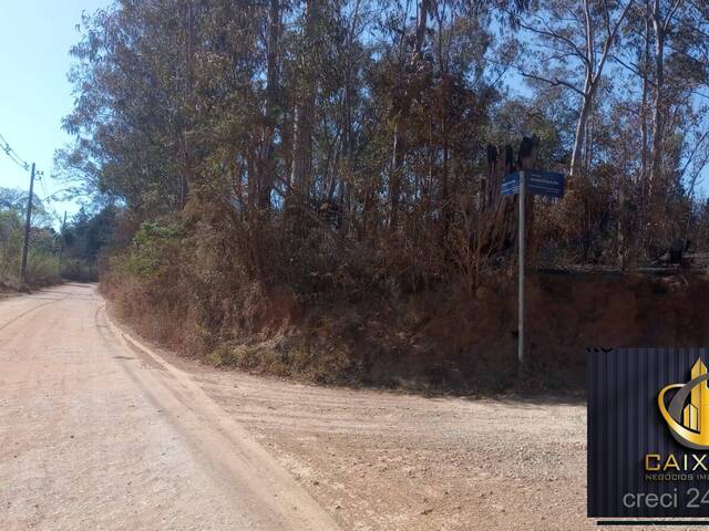 Área para Incorporação para Venda em São Roque - 4