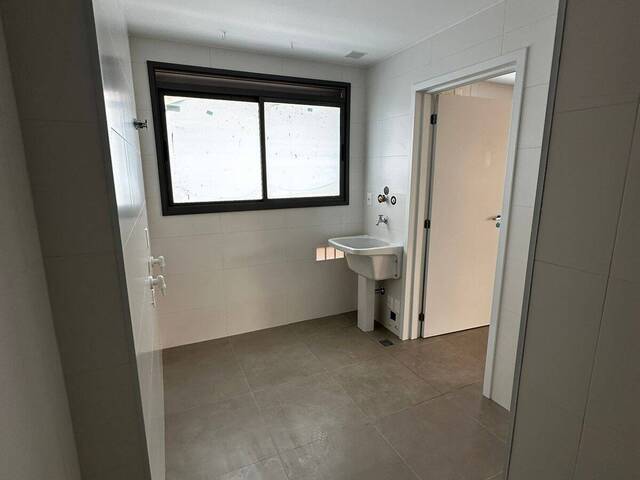 Apartamento para Venda em Sítio Tamboré Alphaville - 26
