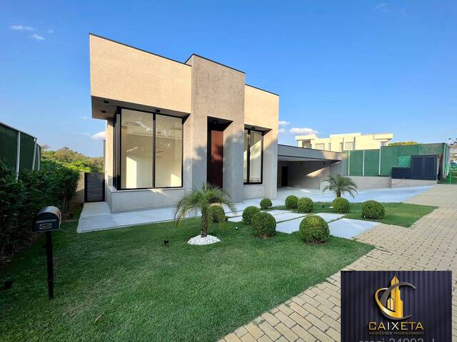 Casa para Venda em Santana de Parnaíba - 4