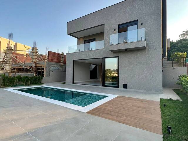 Casa para Venda em Alphaville - 52