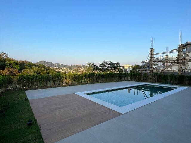 Casa para Venda em Alphaville - 57