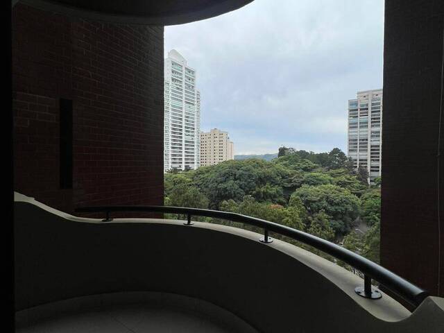 Apartamento para Venda em Alphaville Centro Industrial e Empresarial/Alphaville. - 10