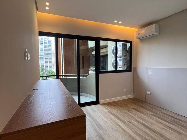 Apartamento para Venda em Alphaville Centro Industrial e Empresarial/Alphaville. - 15