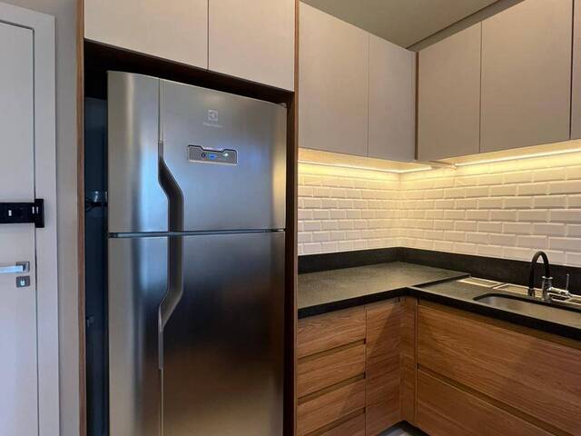Apartamento para Venda em Alphaville Centro Industrial e Empresarial/Alphaville. - 26
