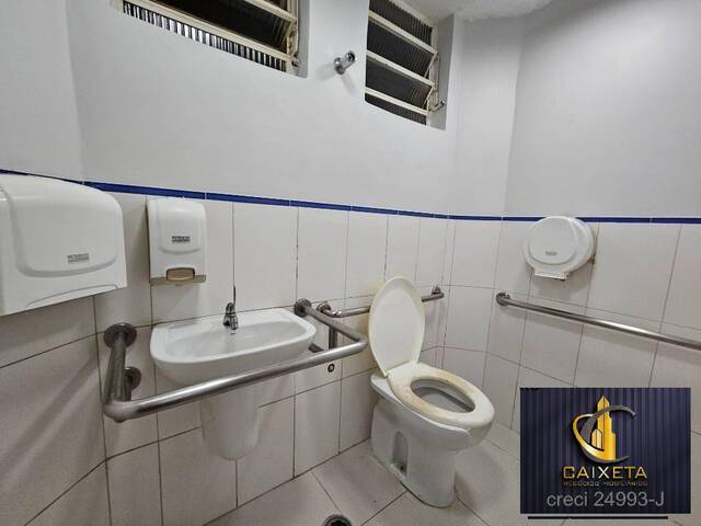 Andar Comercial para Venda em Vila Azevedo - 31