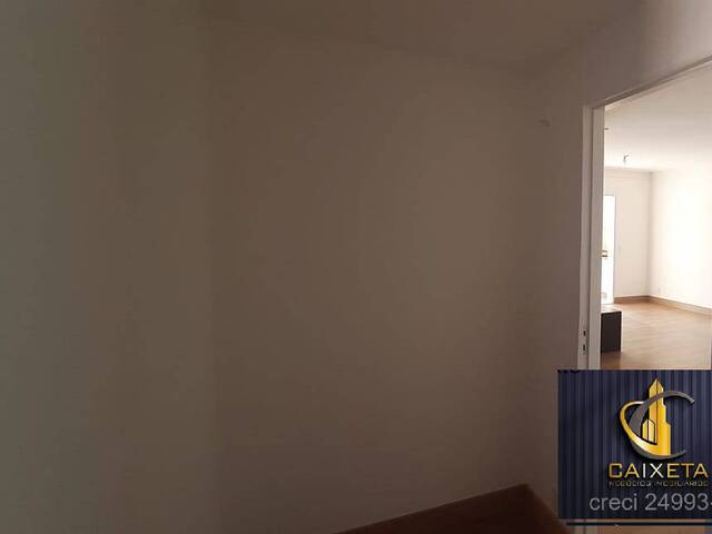 Apartamento para Venda em Santana de Parnaíba - 4