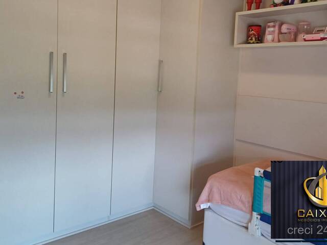 Apartamento para Venda em Melville Empresarial II - 76