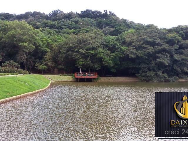 Área para Venda em Vila Santo Antônio - 10