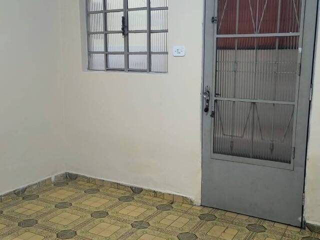 Casa para Venda em Jardim Silveira - 24