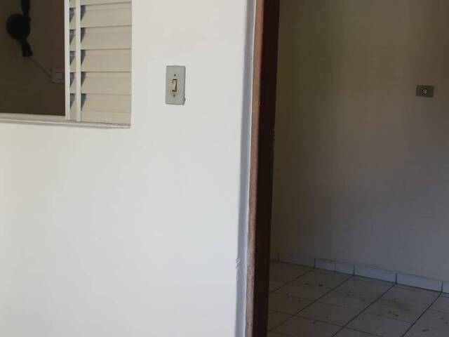 Casa para Venda em Jardim Silveira - 46