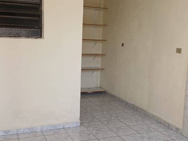Casa para Venda em Jardim Silveira - 43