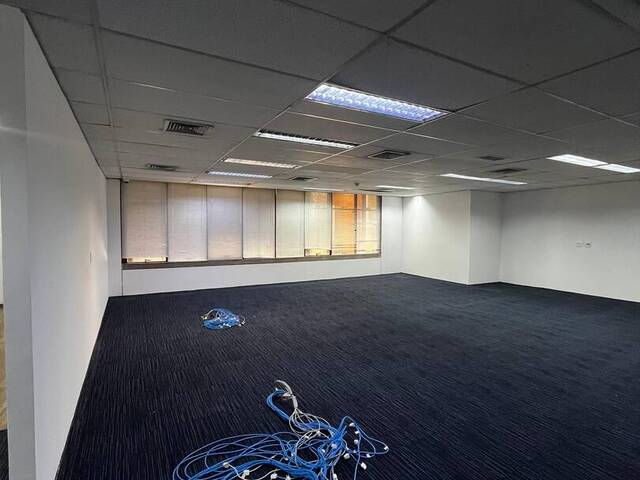 Conjunto Comercial para Locação em Alphaville Empresarial - 6