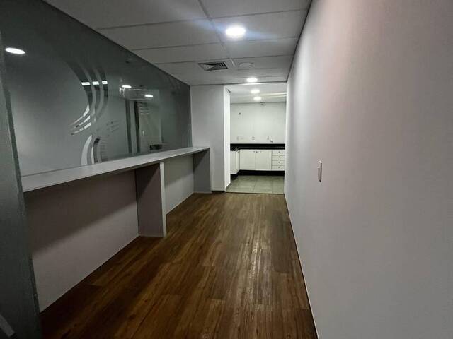 Conjunto Comercial para Locação em Alphaville Empresarial - 18
