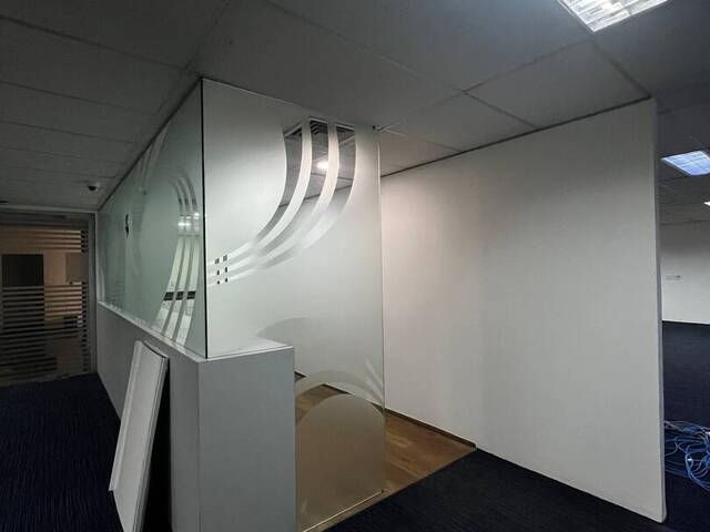 Conjunto Comercial para Locação em Alphaville Empresarial - 20