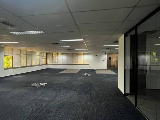 Conjunto Comercial para Locação em Alphaville Empresarial - 30
