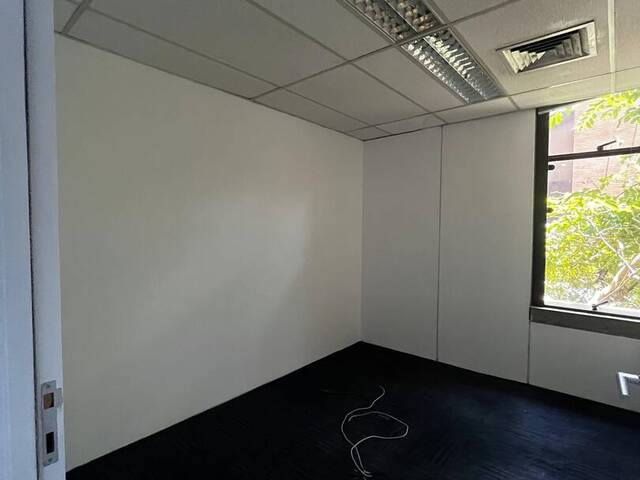 Conjunto Comercial para Locação em Alphaville Empresarial - 33