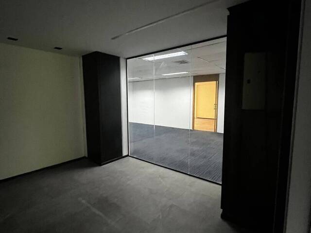 Conjunto Comercial para Locação em Alphaville Empresarial - 45