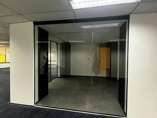 Conjunto Comercial para Locação em Alphaville Empresarial - 47