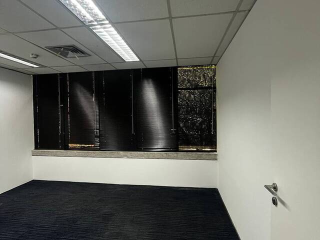Conjunto Comercial para Locação em Alphaville Empresarial - 62