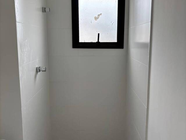 Apartamento para Venda em ALPHAVILLE - 15