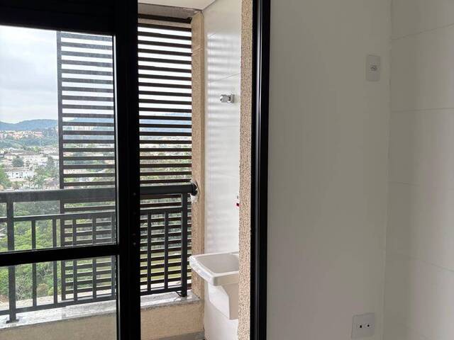 Apartamento para Venda em ALPHAVILLE - 23
