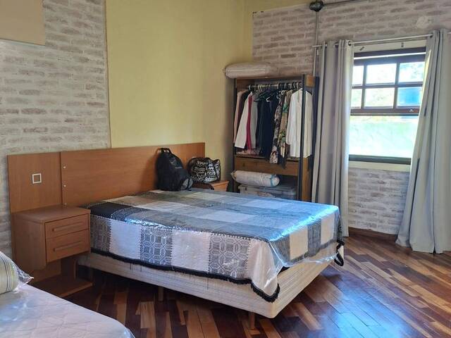 quarto 2 andar da casa 2