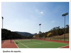 QUADRA DE TÊNIS
