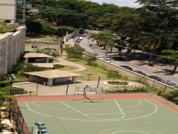 QUADRAS POLIESPORTIVAS