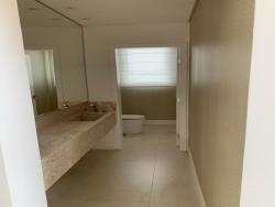 Casa para Venda em Santana de Parnaíba - 4