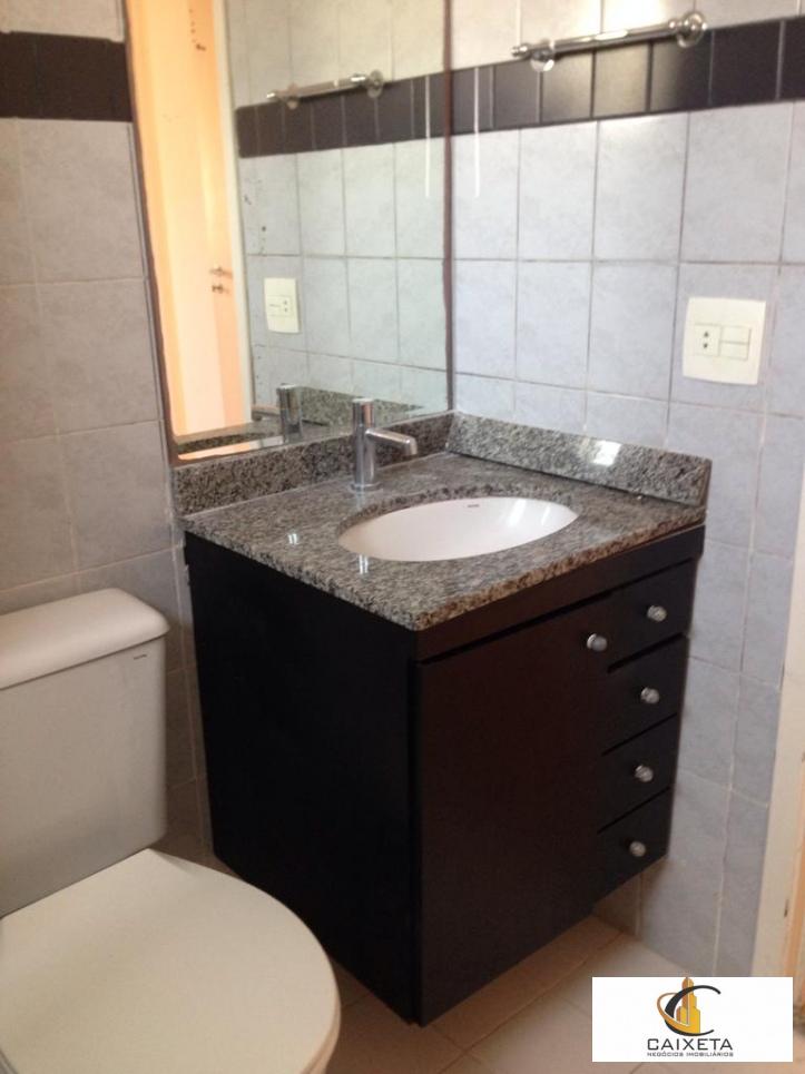 BANHEIRO COM BOX E PLANEJADOS