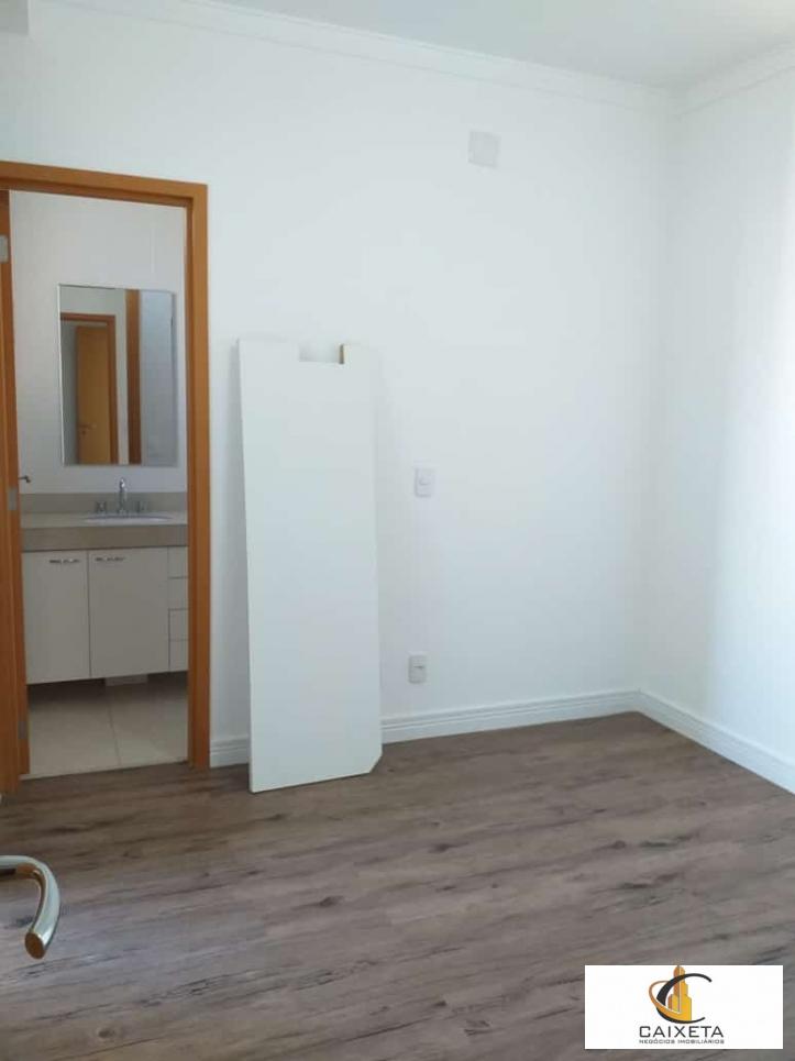 Apartamento para Locação em Santana de Parnaíba - 24
