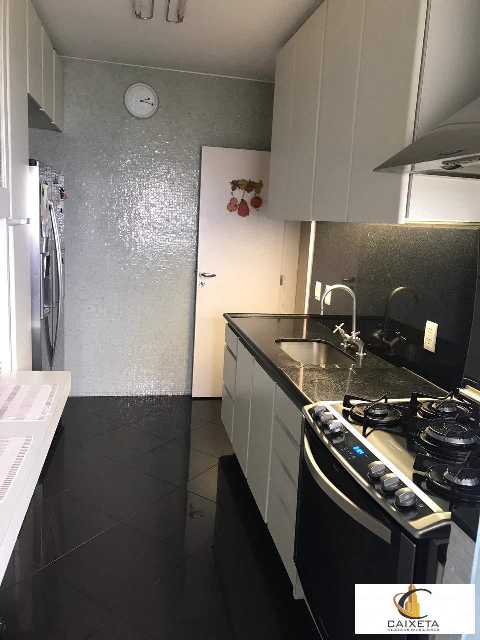 Apartamento para Venda em Santana de Parnaíba - 4