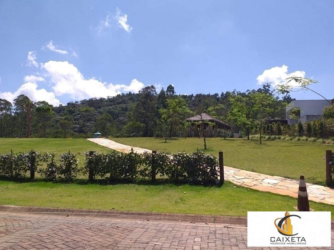 ÁREA SOCIAL TAMBORÉ 11