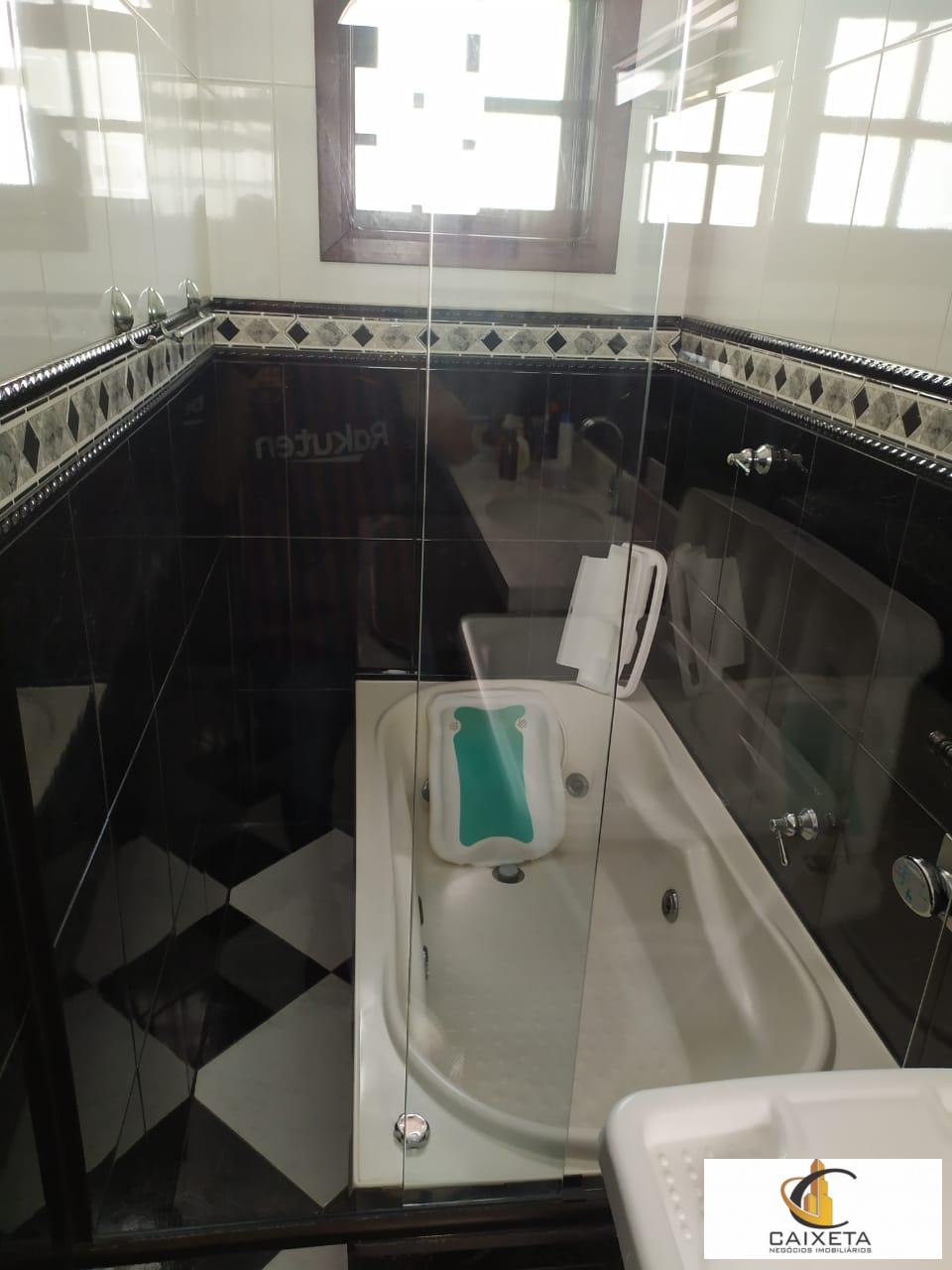 Casa, 4 quartos, 228 m² - Foto 8