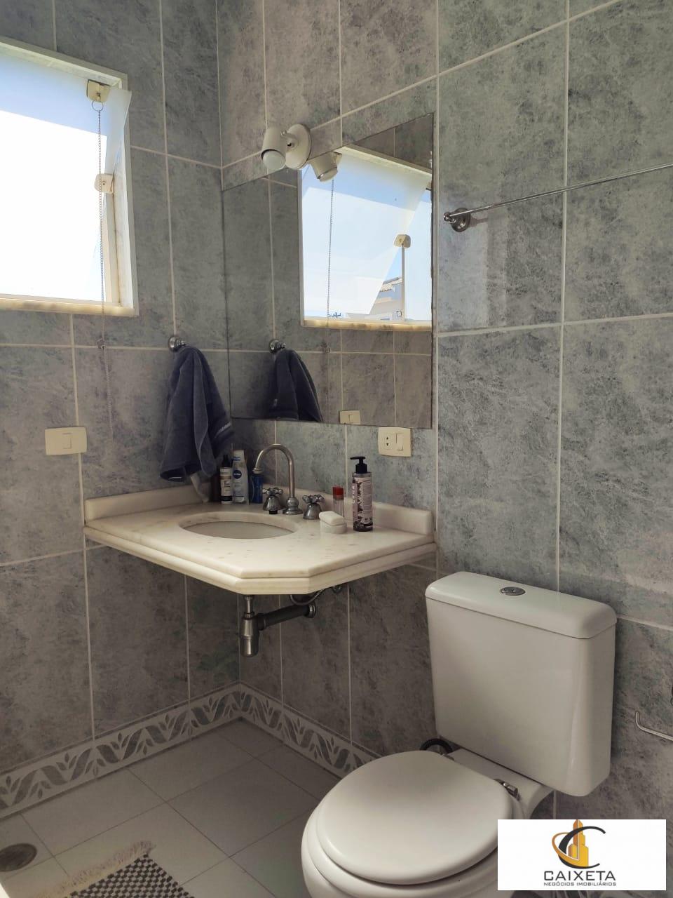 Chácara à venda com 4 quartos, 337m² - Foto 18