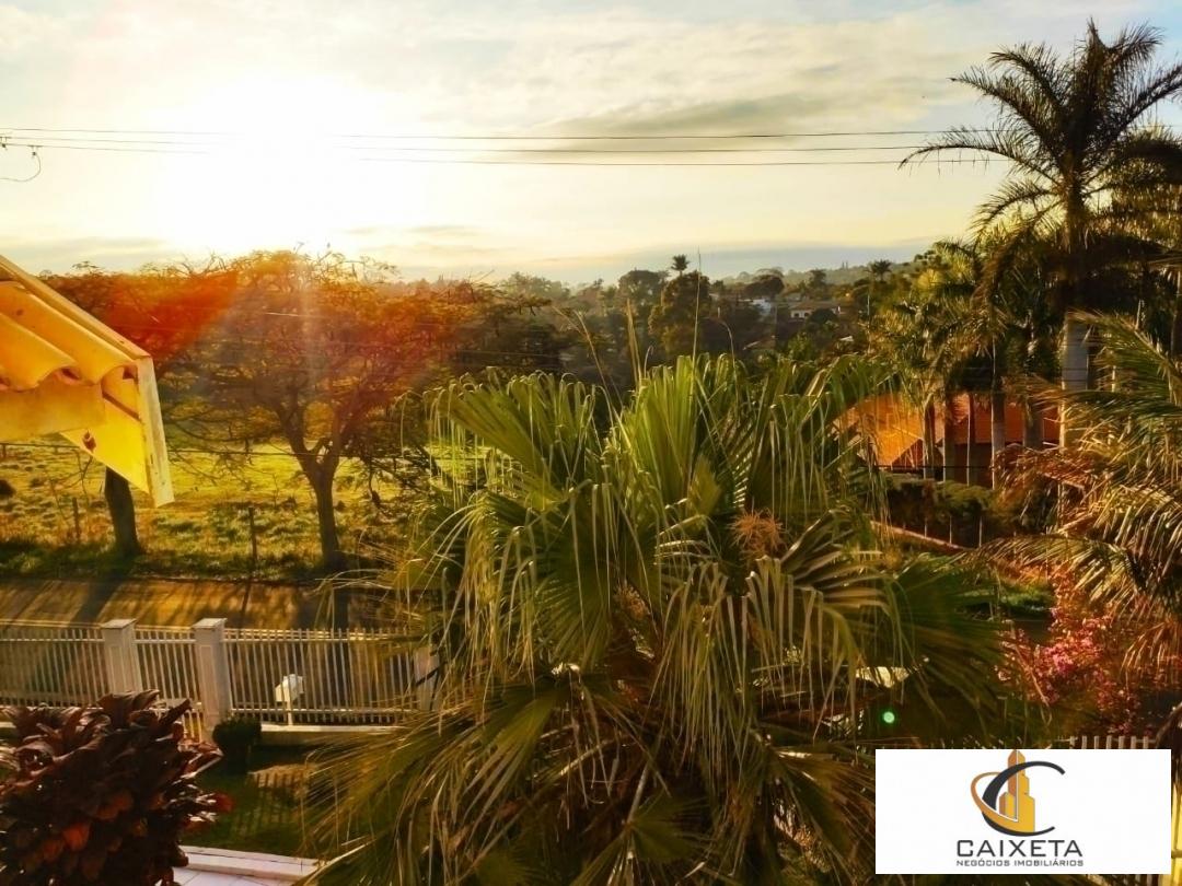 Chácara à venda com 4 quartos, 337m² - Foto 4