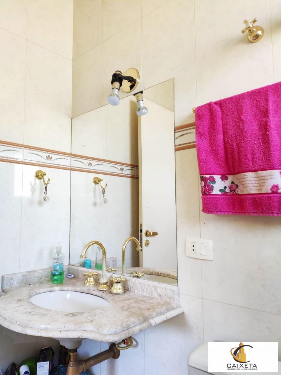 Chácara à venda com 4 quartos, 337m² - Foto 14