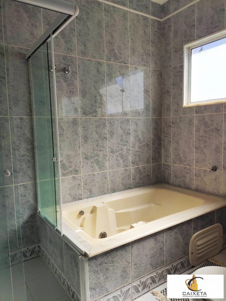Chácara à venda com 4 quartos, 337m² - Foto 17