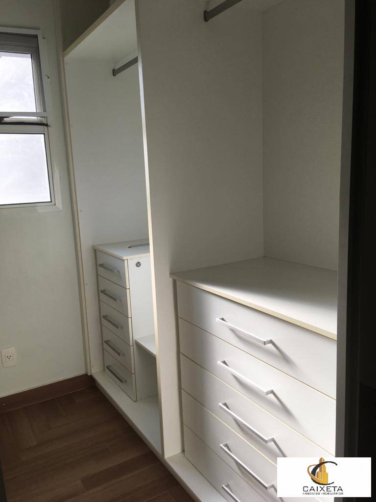 Apartamento para Venda em Santana de Parnaíba - 13