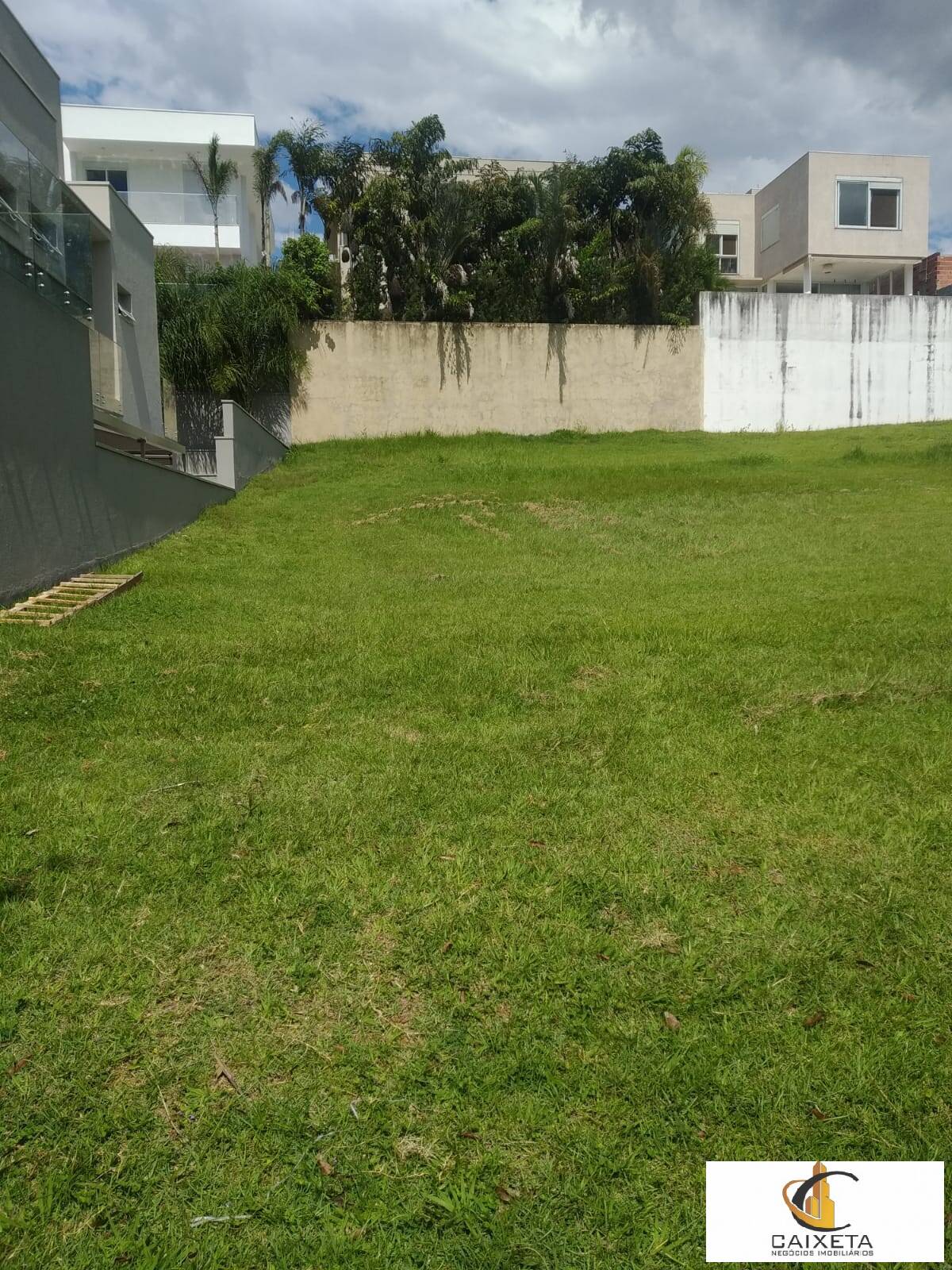 Terreno em condomínio para Venda em Santana de Parnaíba - 1