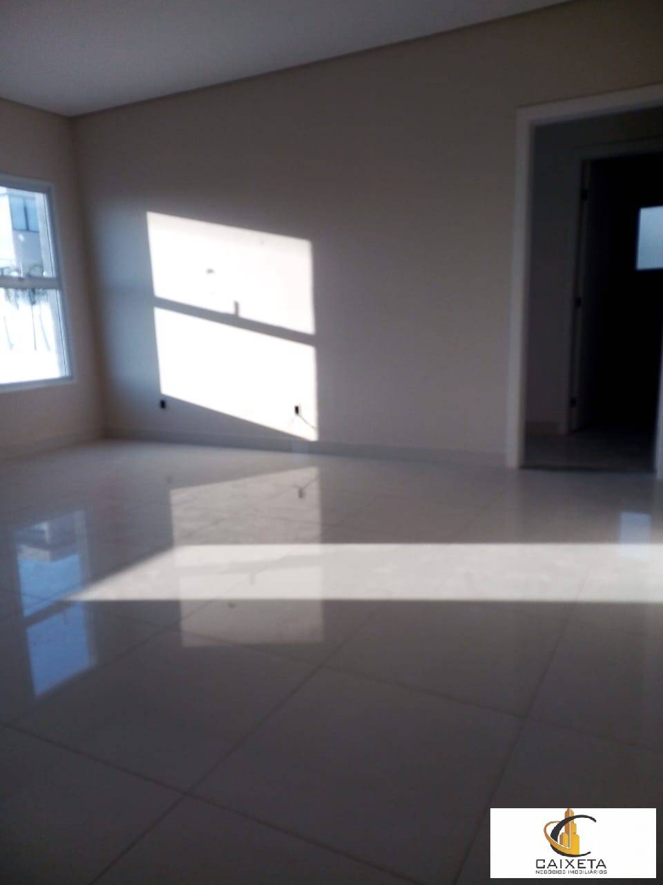 Casa para Venda em Santana de Parnaíba - 20